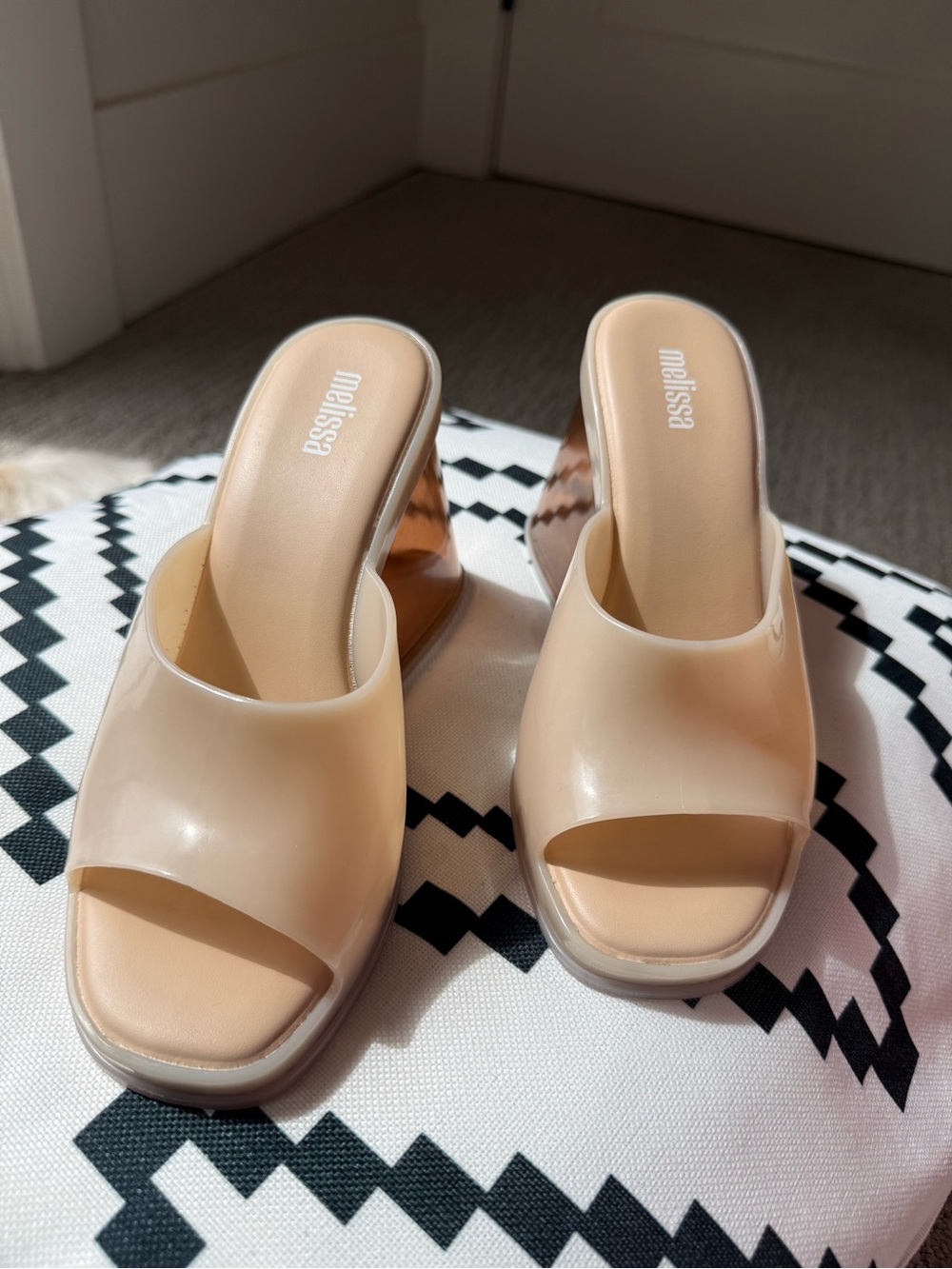 Melissa Women’s Jelly Heel (fits like a 6)